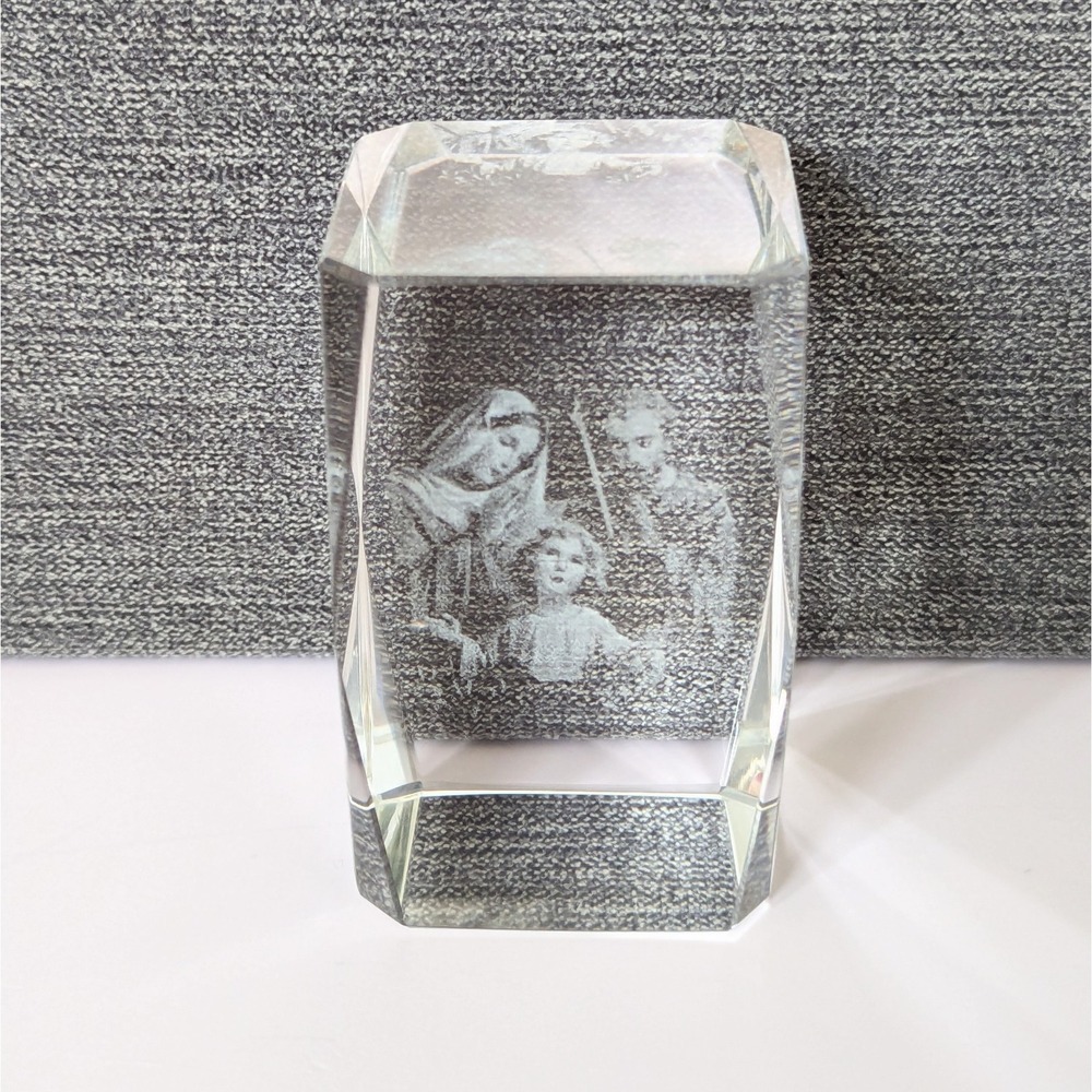 3D Laser Etched Crystal Glass Paperweight Holy Family Mary Jesus Nativity Image